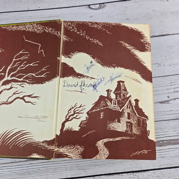 The Haunted Attic A Judy Bolton Mystery by Margaret Sutton - Picture 10 of 15